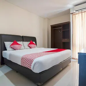 Oyo 482 Anika Hotel